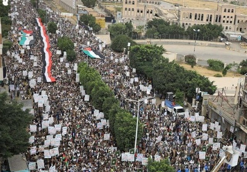 مسيرة كبرى بصنعاء تضامنا مع الشعب الفلسطيني وتنديداً بإحراق نسخ من المصحف الشريف
